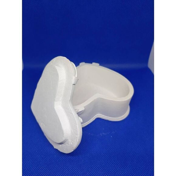 Raw Plaster Heart Trinket Box - Picture 7 of 12